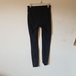 Black Fabletics Leggings